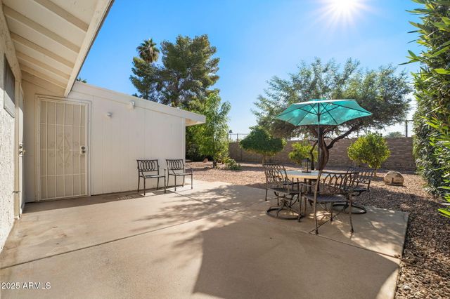 735 LEISURE WORLD --, Mesa, AZ 85206