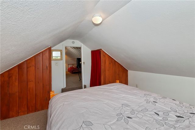 23376 Knapps Cutoff, Crestline, CA 92325