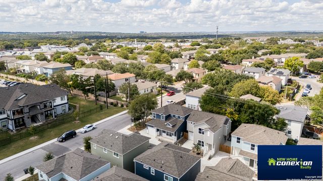 2087 Silver Oak Dr, San Antonio, TX 78213