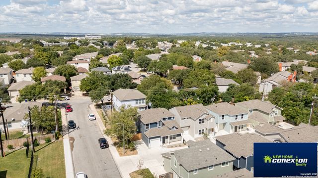 2087 Silver Oak Dr, San Antonio, TX 78213