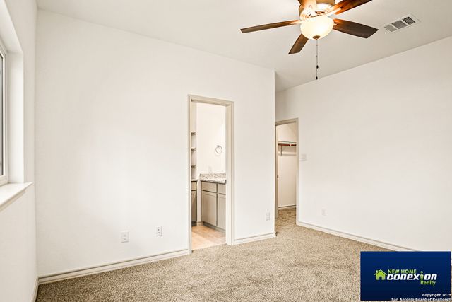 2087 Silver Oak Dr, San Antonio, TX 78213