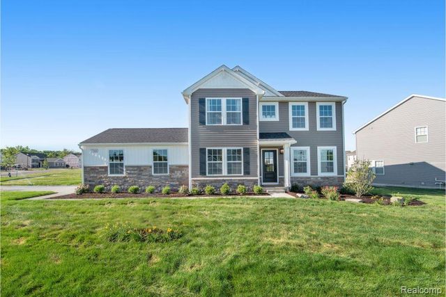 7044 Primrose Lane, Grand Blanc Charter Township, MI 49024