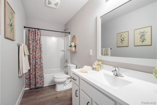 7044 Primrose Lane, Grand Blanc Charter Township, MI 49024