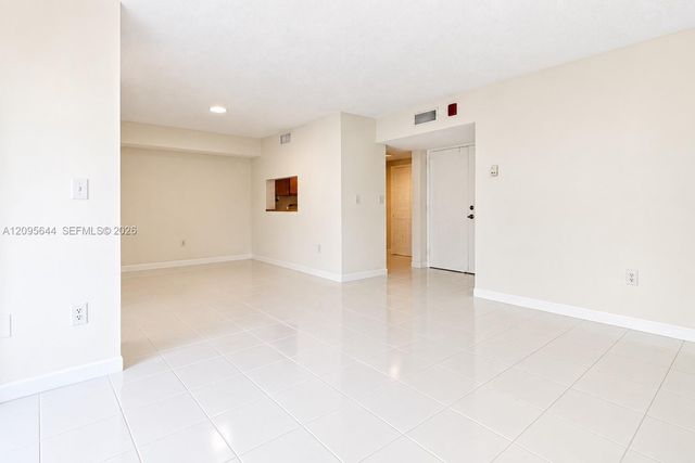 11750 SW 18th Street 416-I, Miami, FL 33175