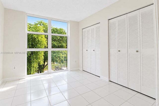 11750 SW 18th Street 416-I, Miami, FL 33175