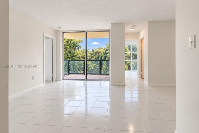 11750 SW 18th Street 416-I, Miami, FL 33175