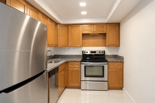 11750 SW 18th Street 416-I, Miami, FL 33175
