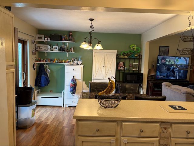 120 Lyn Dale Drive, Center Twp, PA 16001