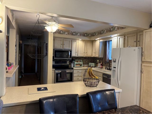 120 Lyn Dale Drive, Center Twp, PA 16001