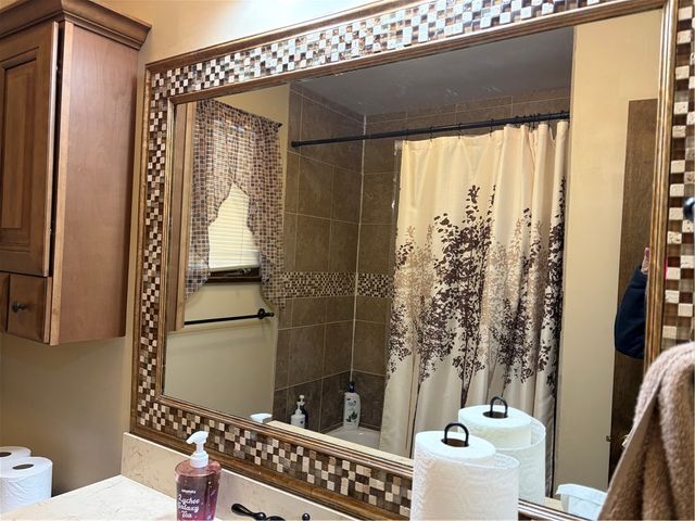 120 Lyn Dale Drive, Center Twp, PA 16001