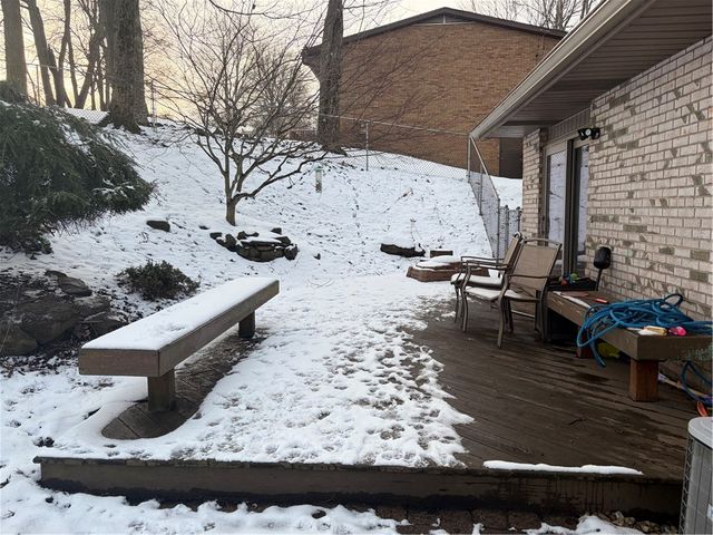 120 Lyn Dale Drive, Center Twp, PA 16001