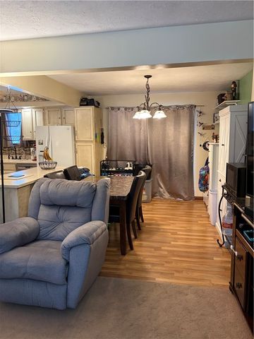 120 Lyn Dale Drive, Center Twp, PA 16001