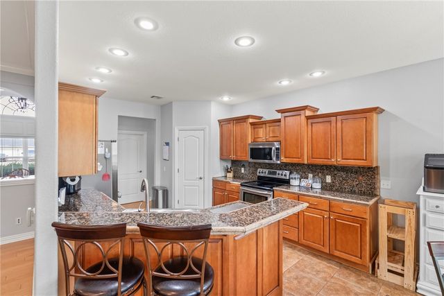 2370 Montclair Avenue, Siloam Springs, AR 72761
