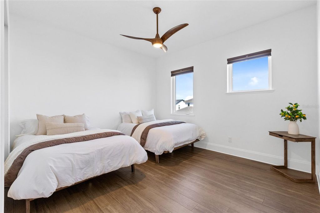 Image 38 of property listing at 9076 SANTORINI DRIVE, Orlando, FL 32827