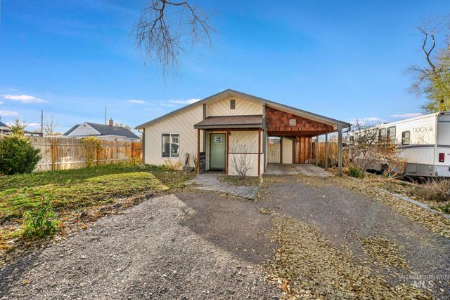 321 Monroe St, Twin Falls, ID 83301