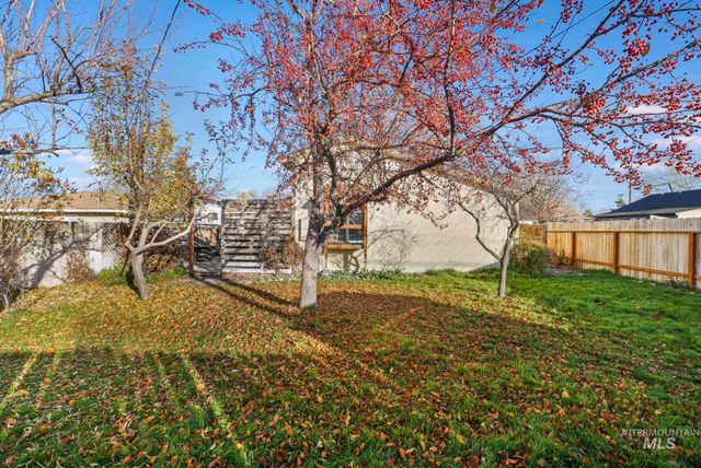 321 Monroe St, Twin Falls, ID 83301