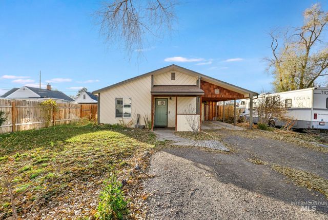 321 Monroe St, Twin Falls, ID 83301