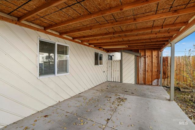 321 Monroe St, Twin Falls, ID 83301