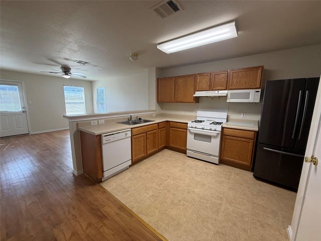 241 Carriage WAY, Kyle, TX 78640