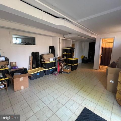 18812 JADE CT, Gaithersburg, MD 20879