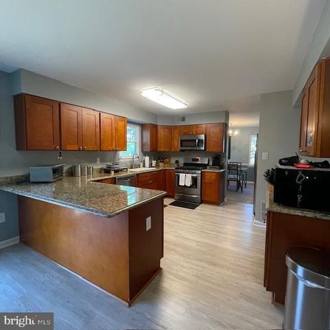 18812 JADE CT, Gaithersburg, MD 20879