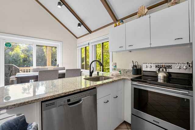 57 Night Heron Ln, Hilton Head Island, SC 29928