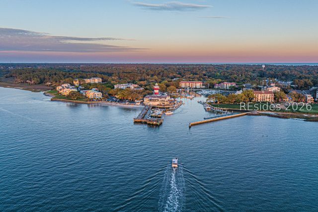 57 Night Heron Ln, Hilton Head Island, SC 29928