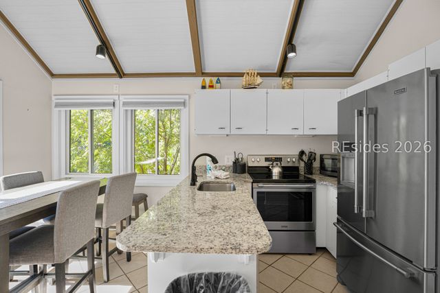 57 Night Heron Ln, Hilton Head Island, SC 29928