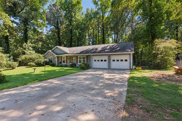 38 Bridge Drive, Douglasville, GA 30134