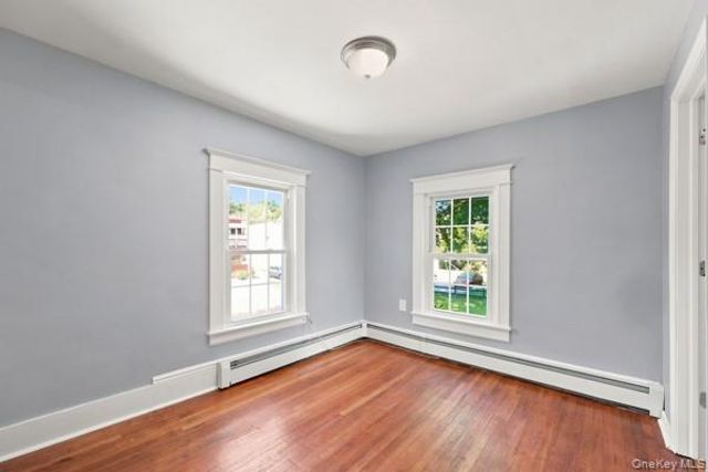 9 Arlington Place, Newburgh, NY 12550