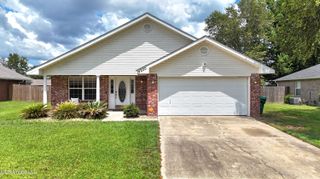 14200 N Country Hills Drive, Gulfport, MS 39503