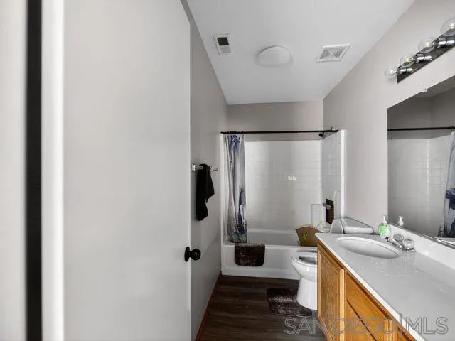 2824 Lancaster Ave, Hemet, CA 92545