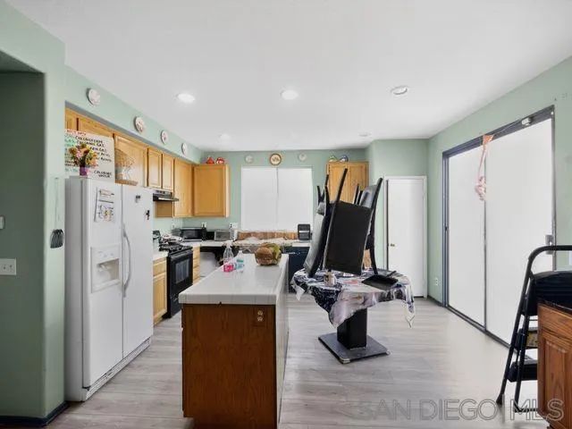 2824 Lancaster Ave, Hemet, CA 92545