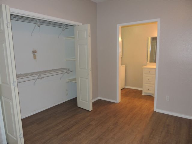 3125 Sondra Drive 108, Fort Worth, TX 76107