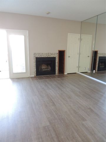 3125 Sondra Drive 108, Fort Worth, TX 76107