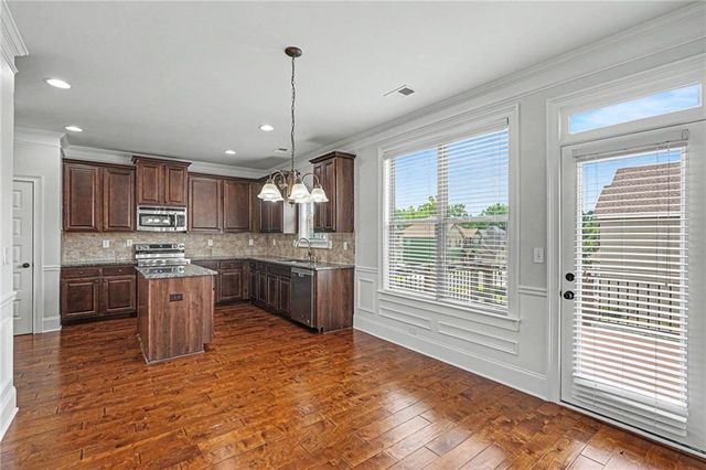 1863 Ivy View Walk, Loganville, GA 30052