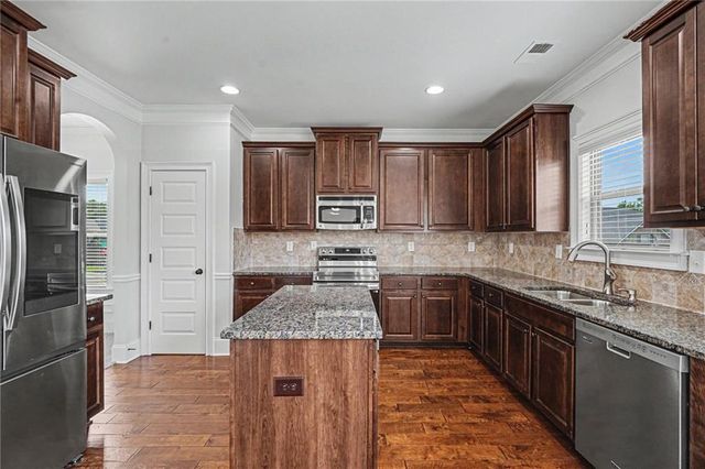 1863 Ivy View Walk, Loganville, GA 30052