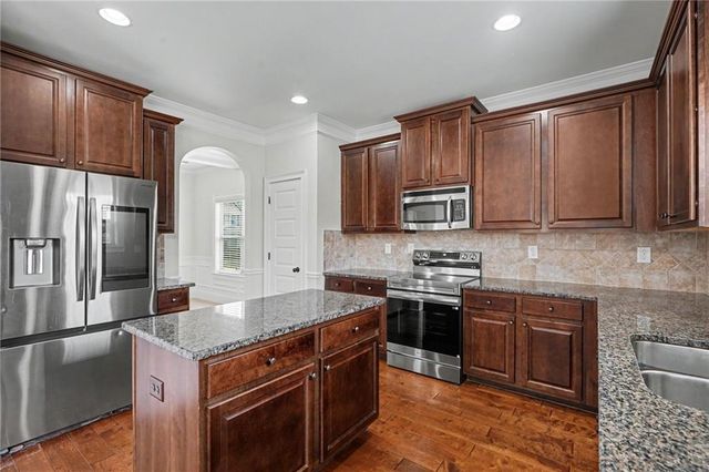 1863 Ivy View Walk, Loganville, GA 30052