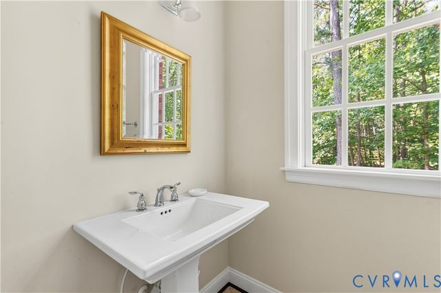 13173 Scotchtown Rd, Beaverdam, VA 23015