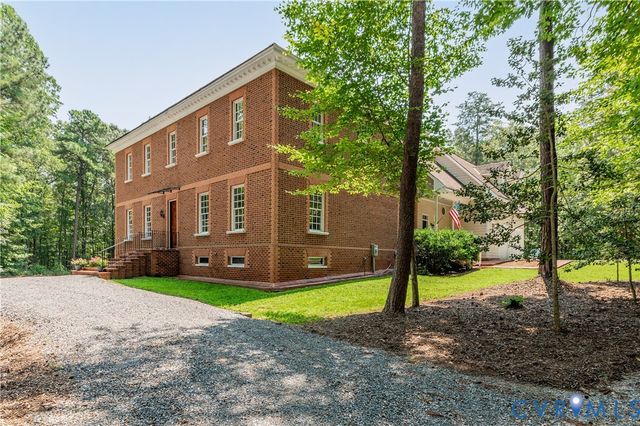 13173 Scotchtown Rd, Beaverdam, VA 23015