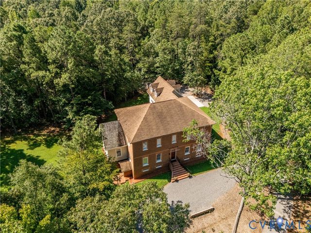 13173 Scotchtown Rd, Beaverdam, VA 23015
