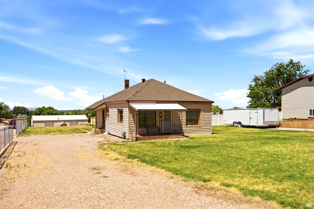 4997 S 2700 W, Roy, UT 84067
