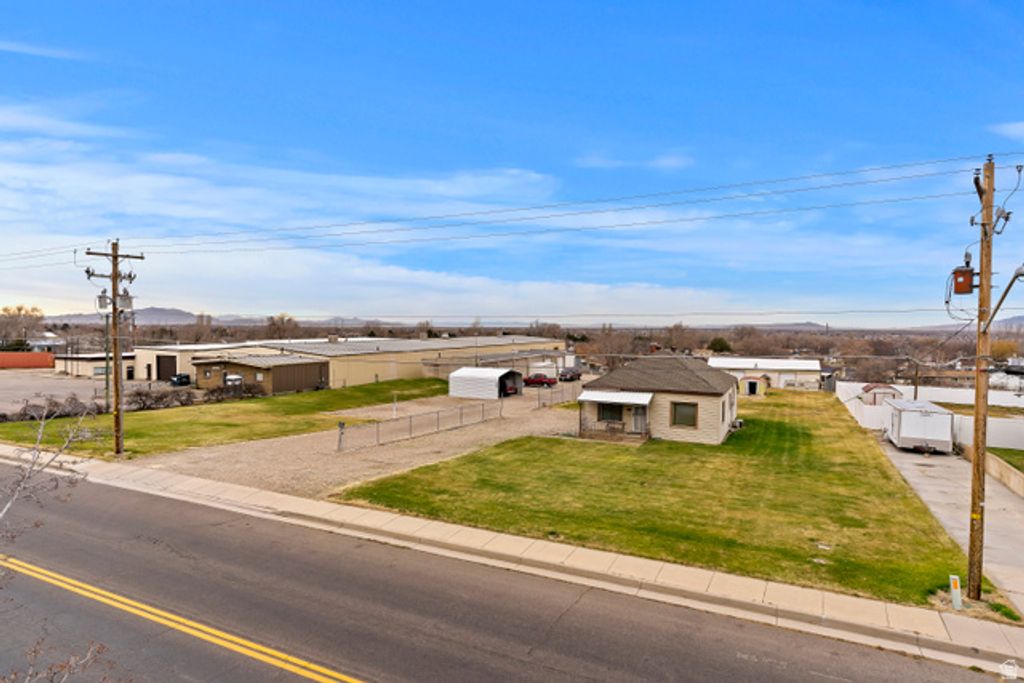4997 S 2700 W, Roy, UT 84067