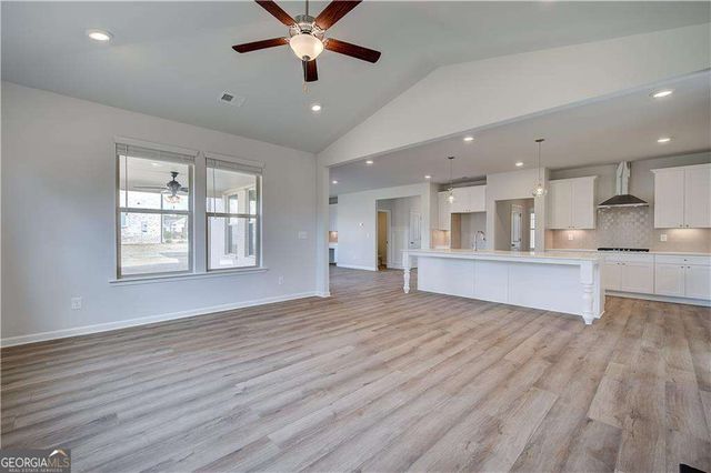 154 Haverling Pass, Hampton, GA 30228