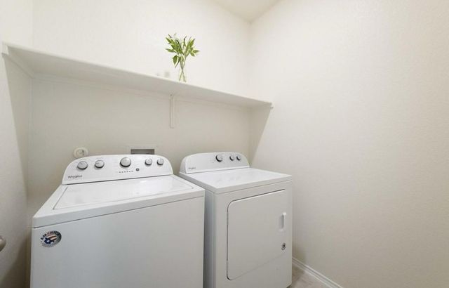 803 Sandhill DR, Austin, TX 78748