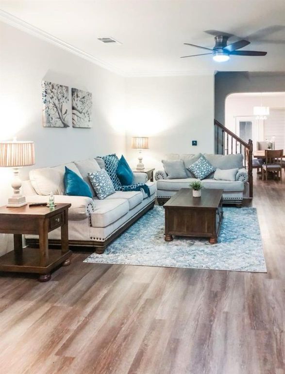 803 Sandhill DR, Austin, TX 78748