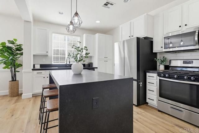 1720 Santa Ivy Ave, Chula Vista, CA 91913