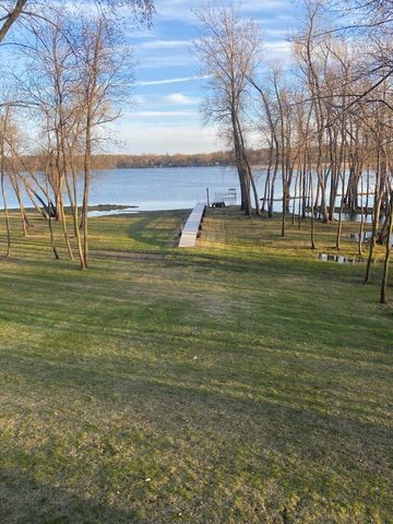 25399 Daventry Road, Paynesville, MN 56362