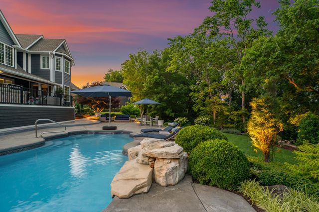 315 Whispering Brook Drive, Nicholasville, KY 40356