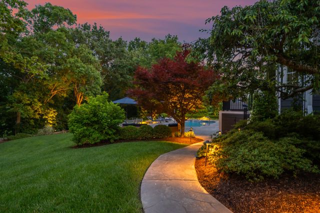 315 Whispering Brook Drive, Nicholasville, KY 40356